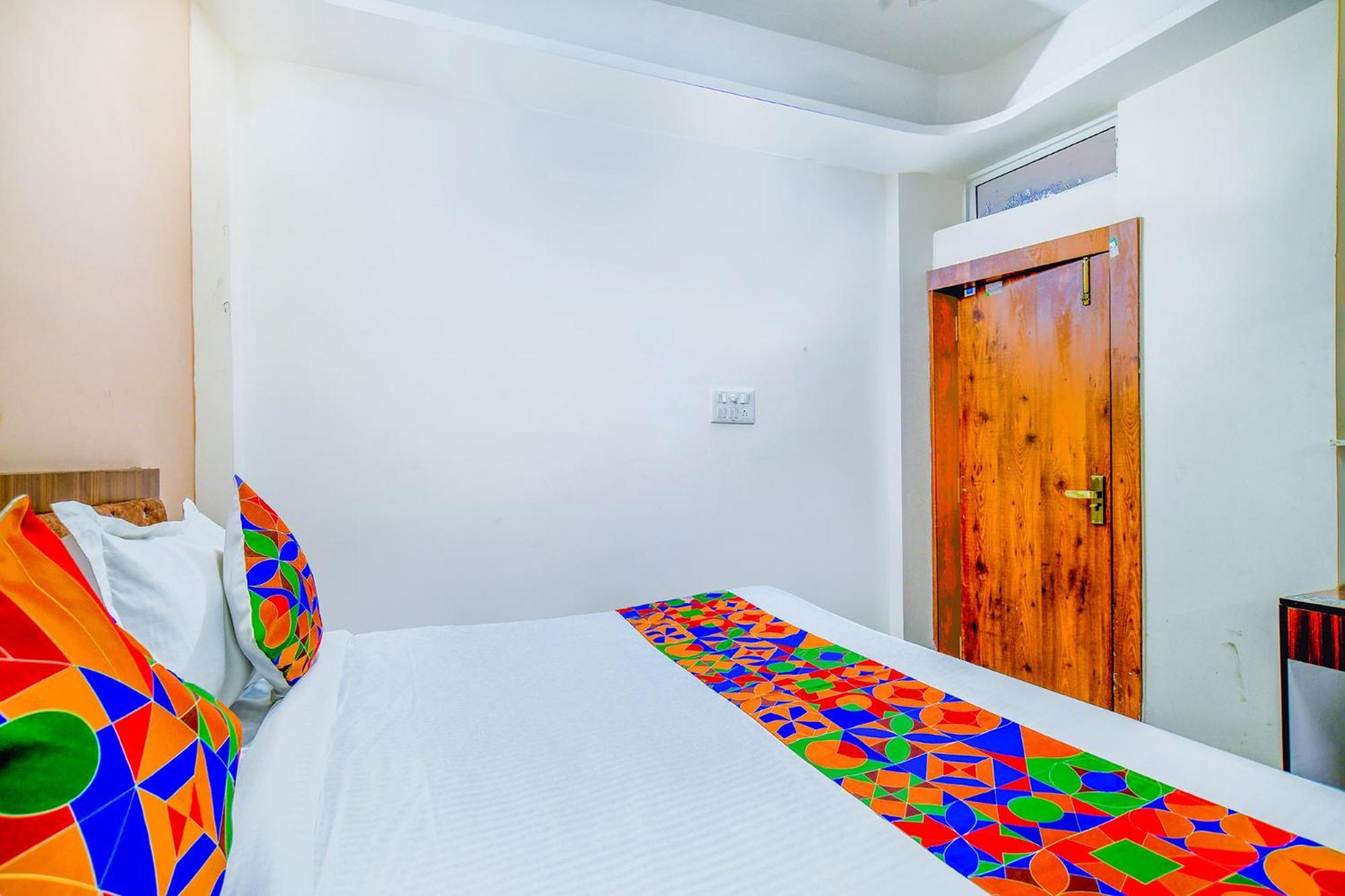 Hotel O Regal Indore Eksteriør billede