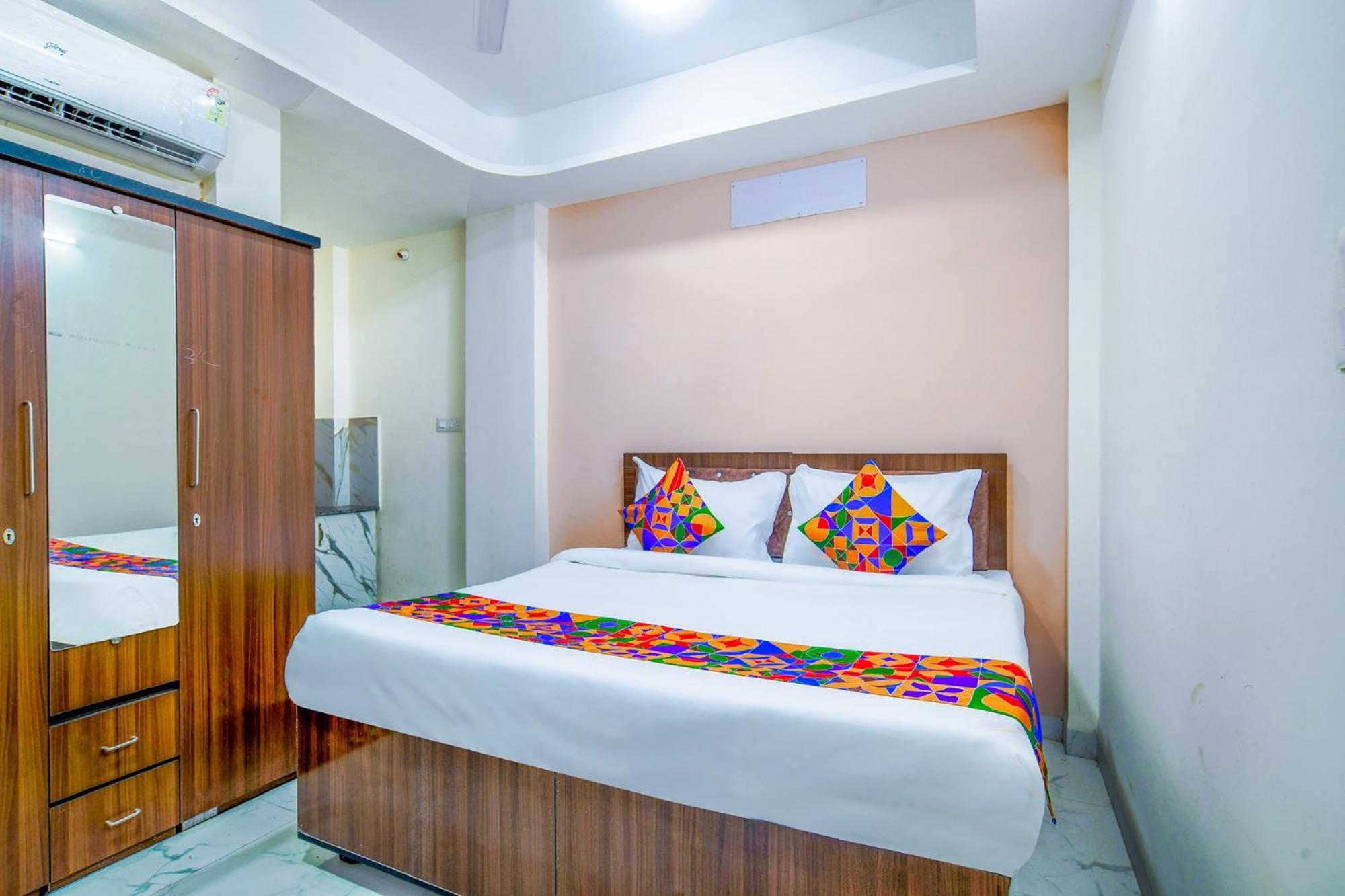 Hotel O Regal Indore Eksteriør billede