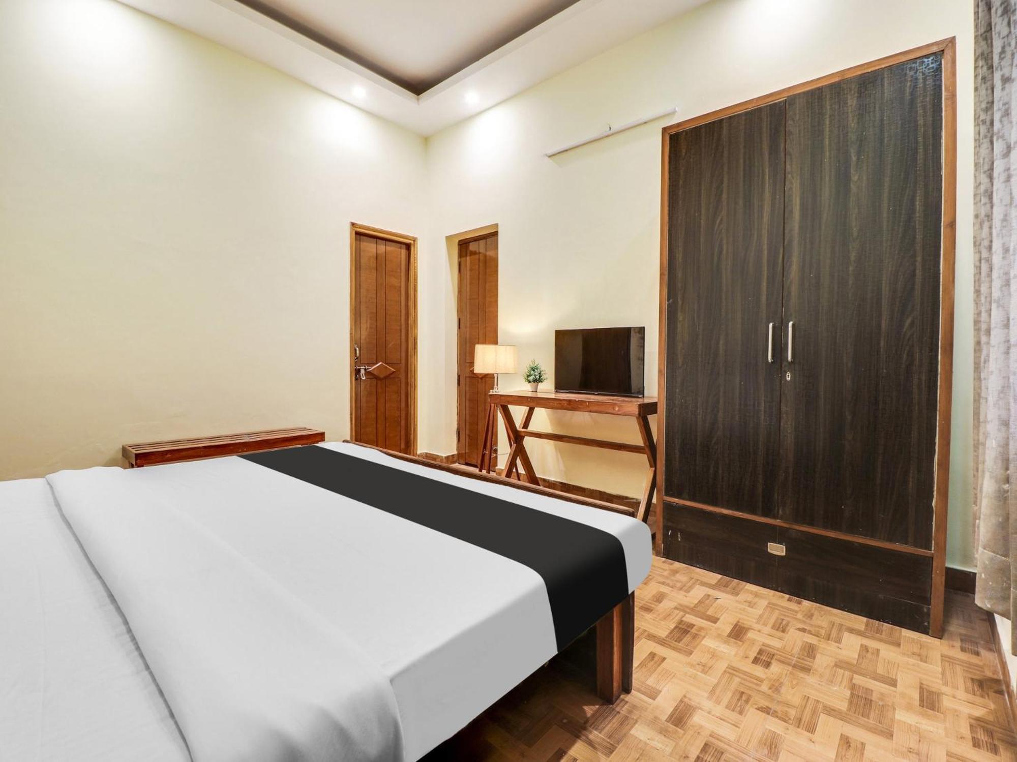Hotel O Regal Indore Eksteriør billede