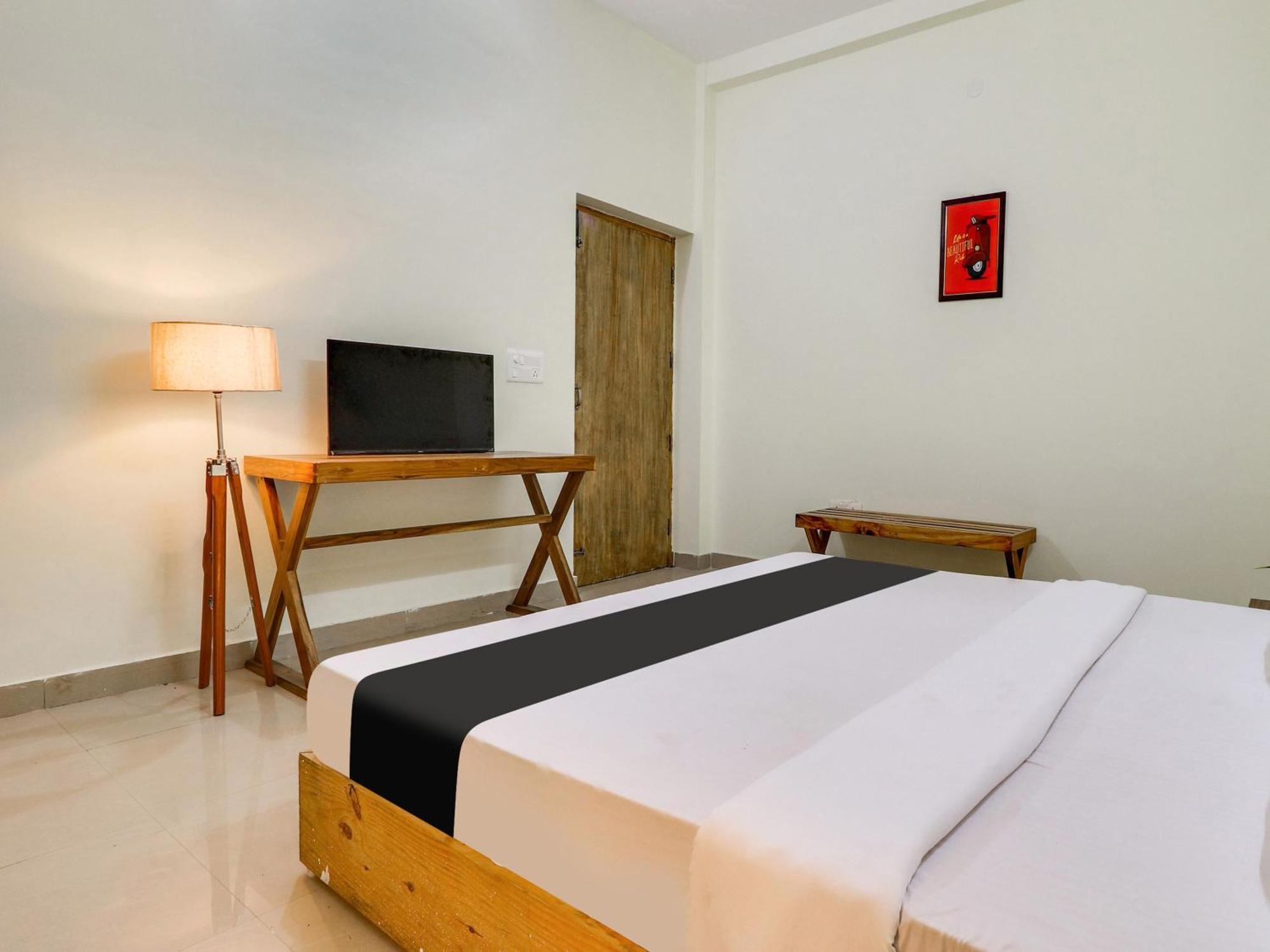 Hotel O Regal Indore Eksteriør billede