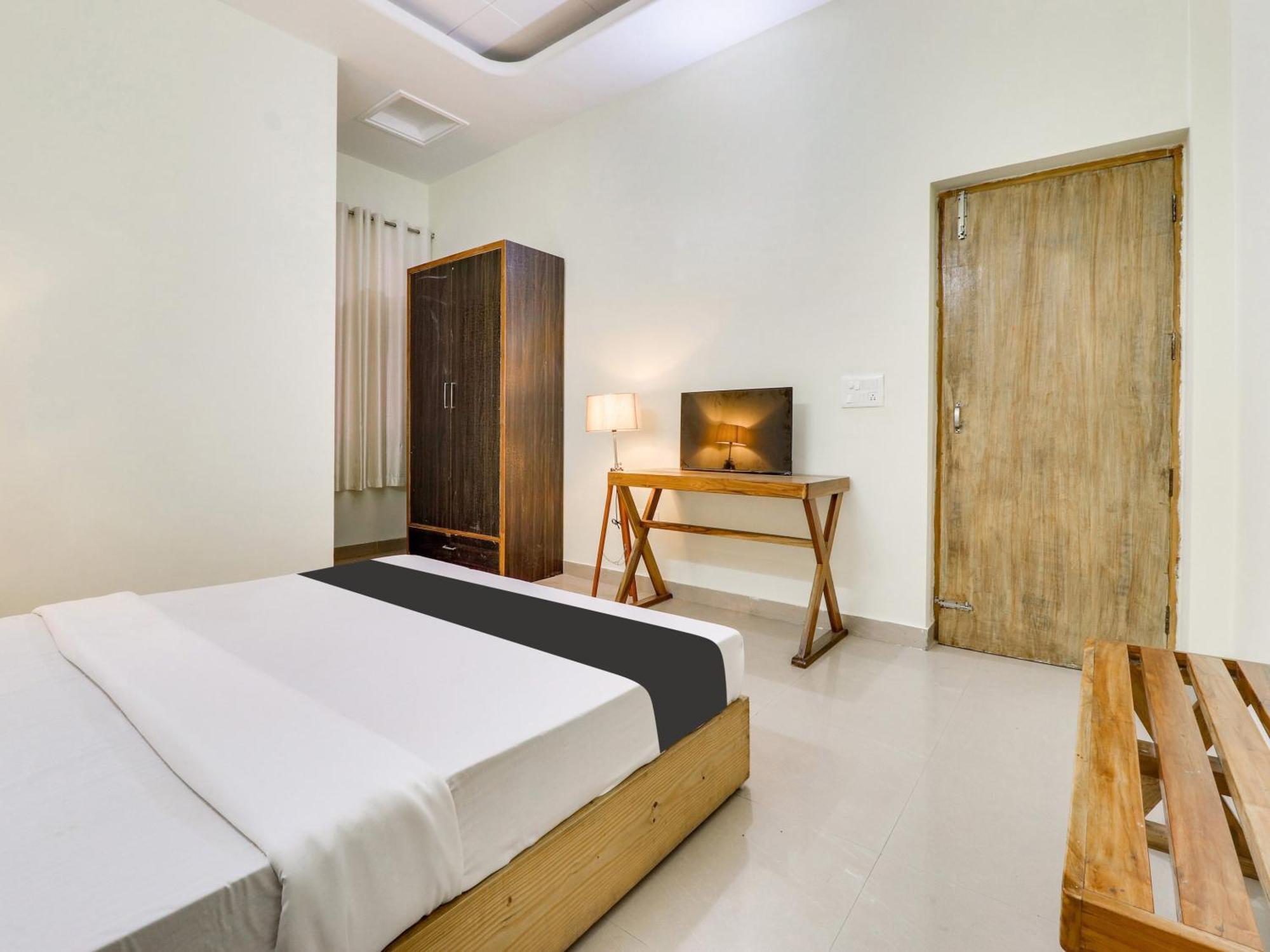 Hotel O Regal Indore Eksteriør billede